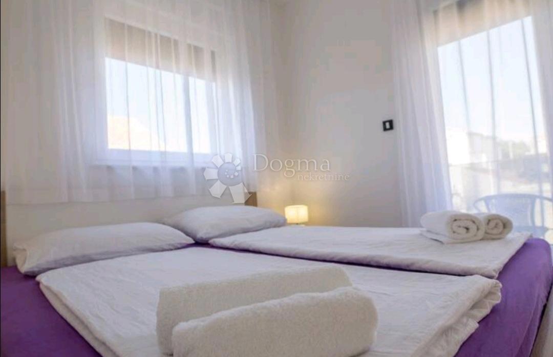 Hiša Vodice, 130m2