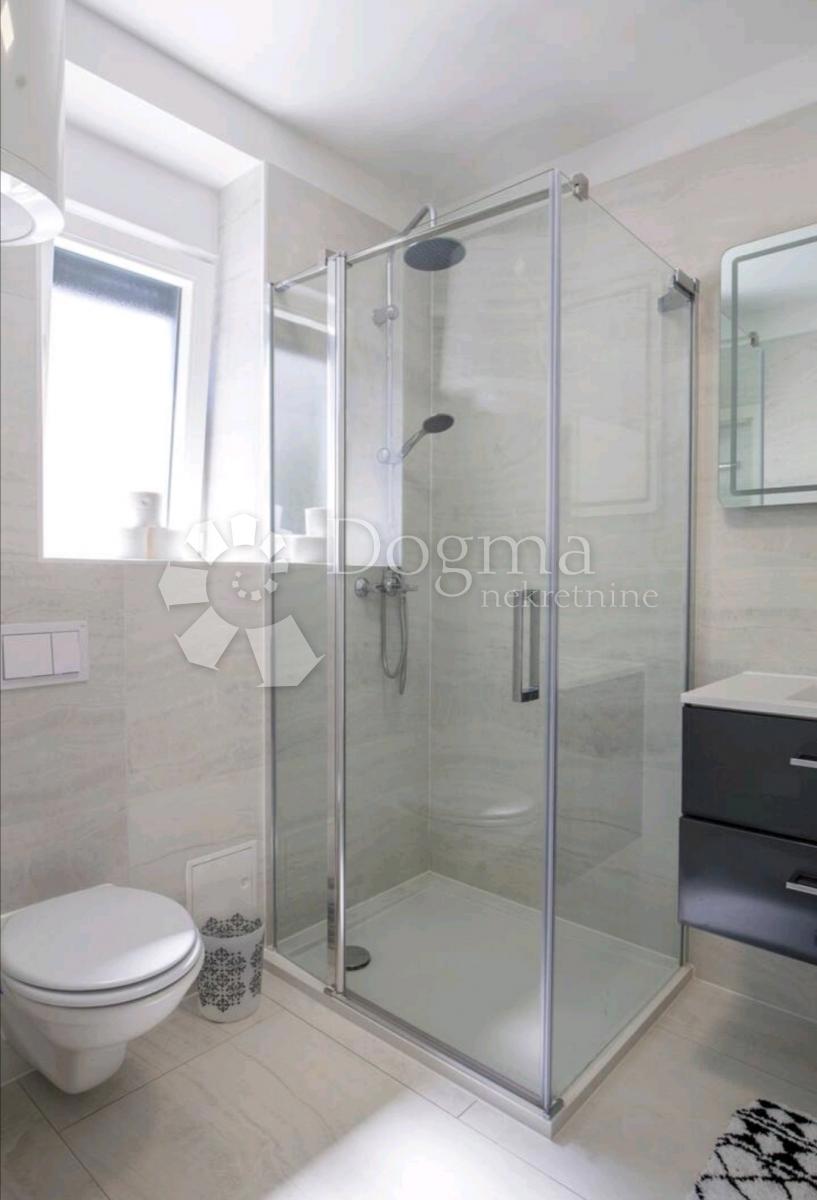 Hiša Vodice, 130m2