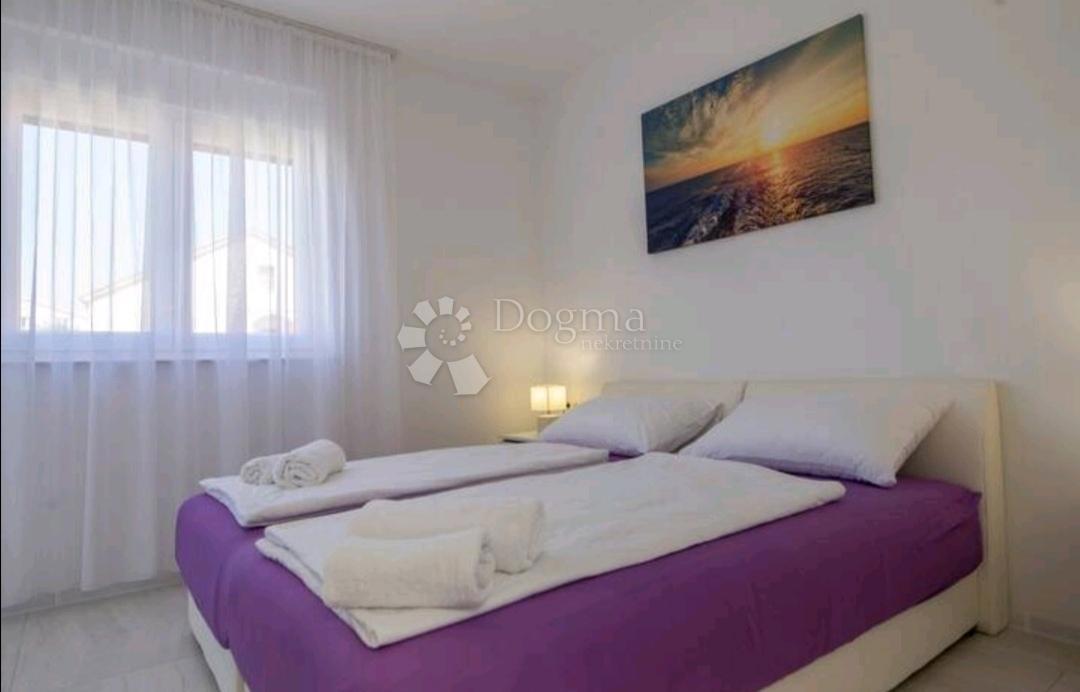 Hiša Vodice, 130m2