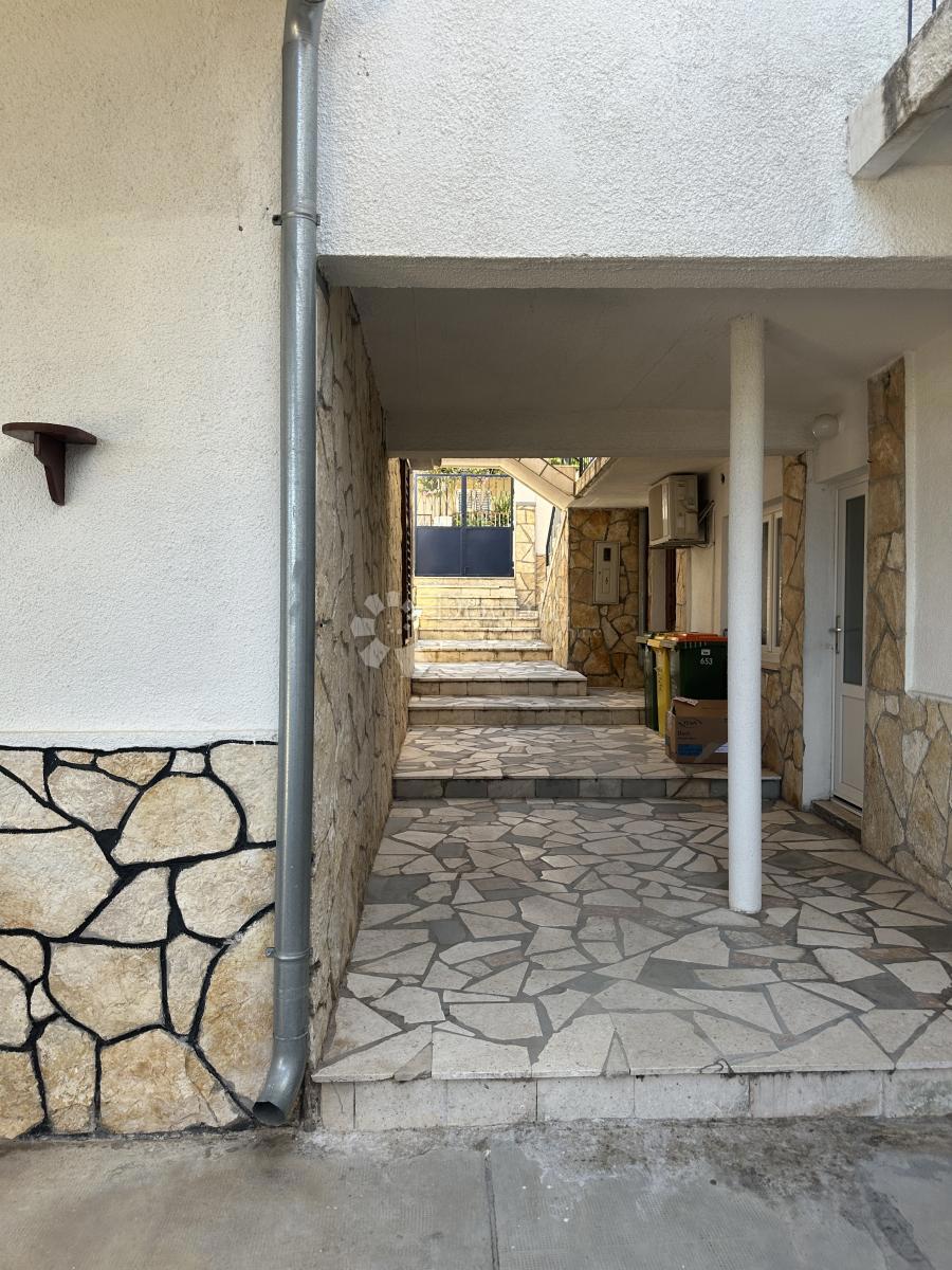 Hiša Tisno, 621,29m2