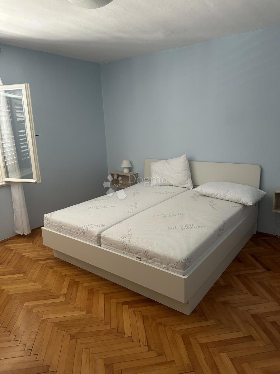 Hiša Tisno, 621,29m2