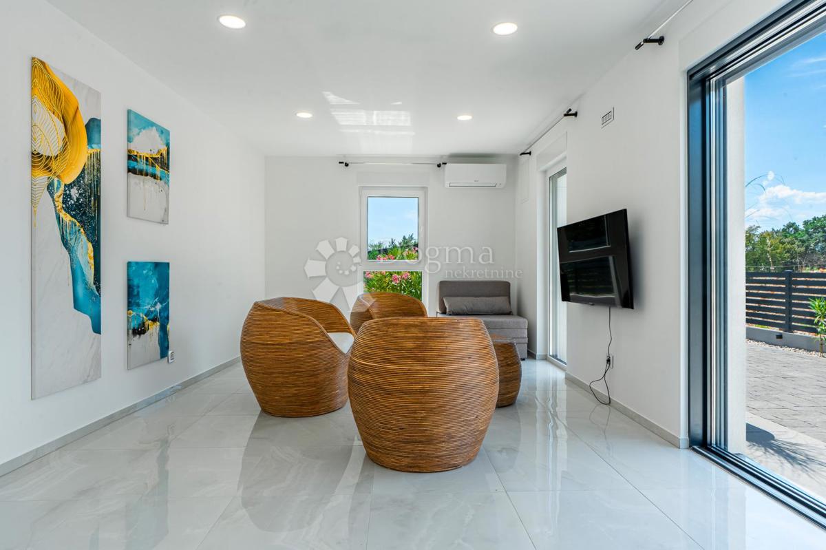Hiša Kostrena, 240m2