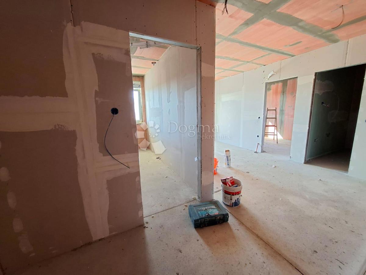 Stanovanje Tar, Tar-Vabriga, 70m2