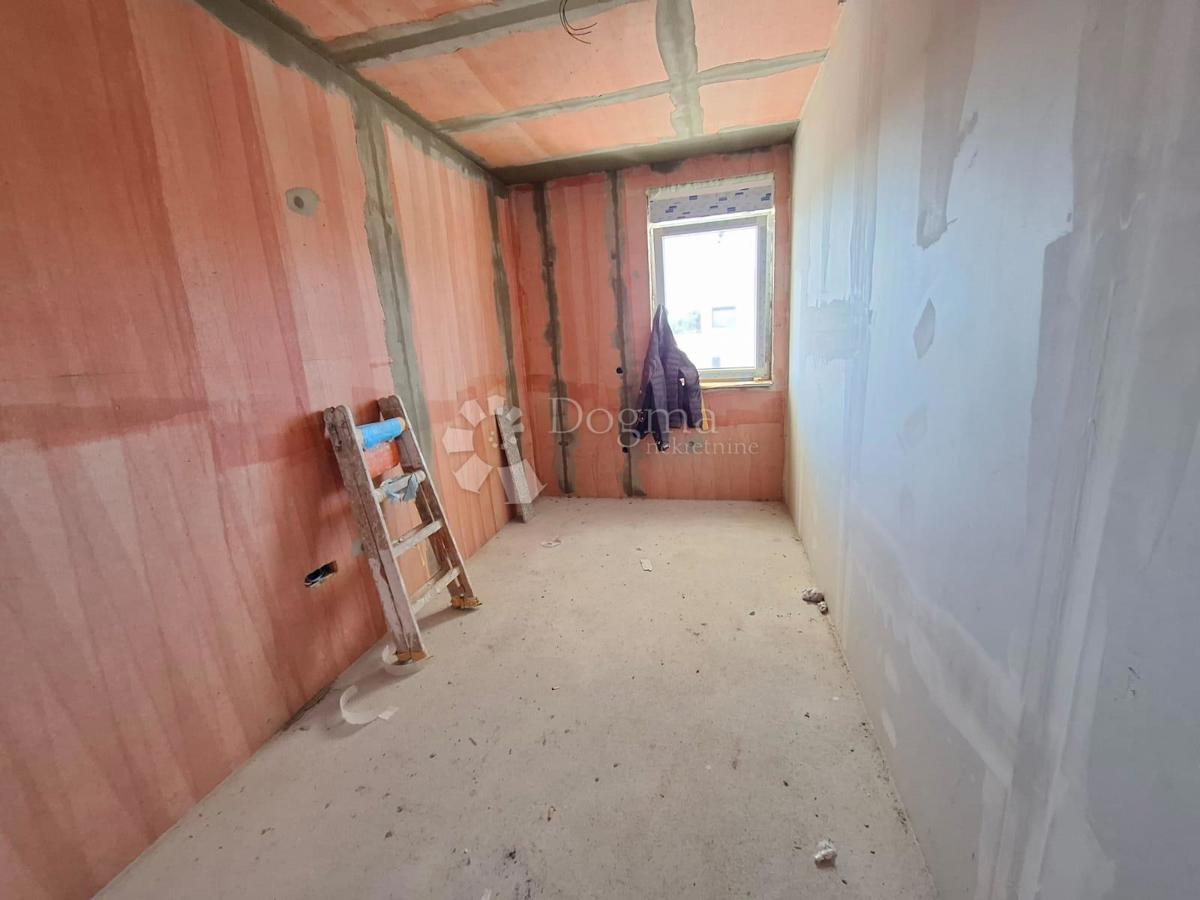 Stanovanje Tar, Tar-Vabriga, 70m2