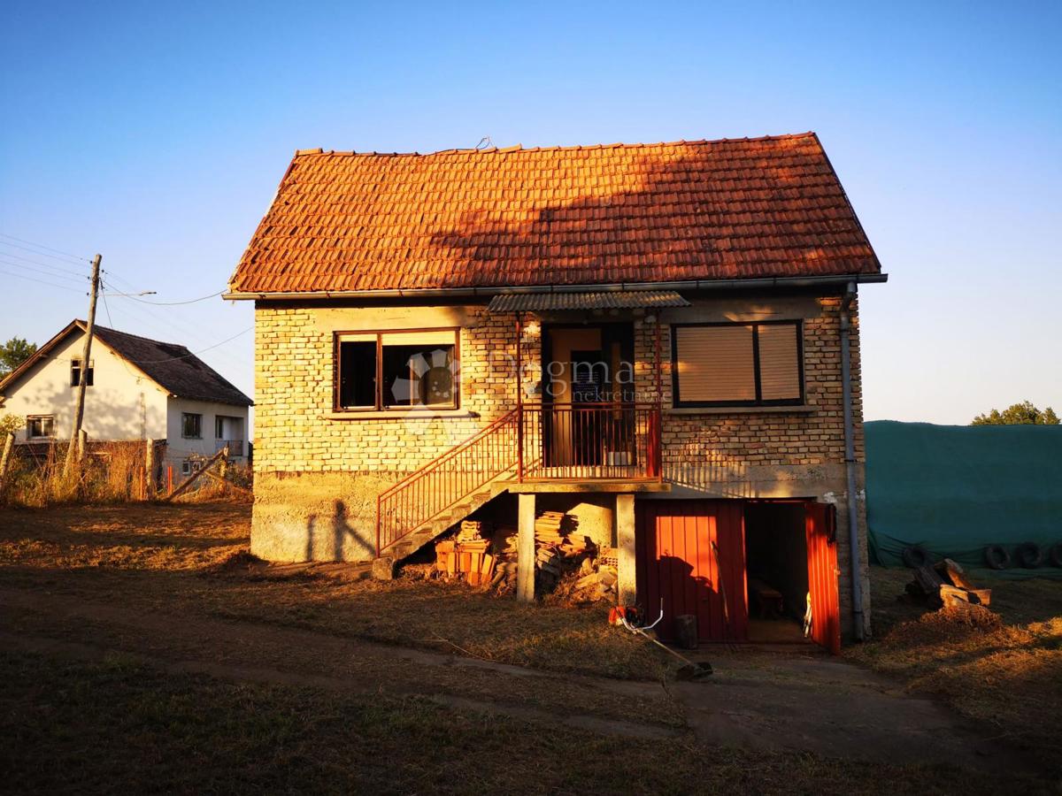 Hiša Donji Hrastovac, Sunja, 48m2
