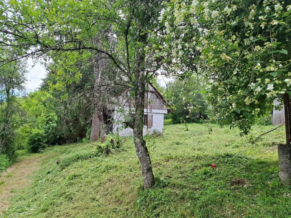 Kmetijsko zemljišče Burić Selo, Krnjak, KA, 6.607m2