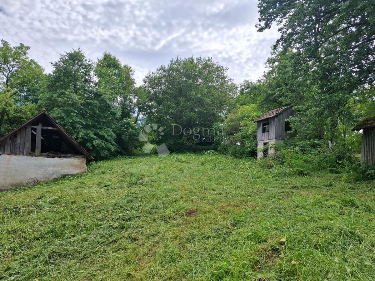 Kmetijsko zemljišče Burić Selo, Krnjak, KA, 6.607m2
