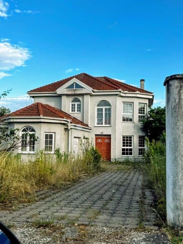 Vila Samobor 200m2 + zemljišče 1653m2