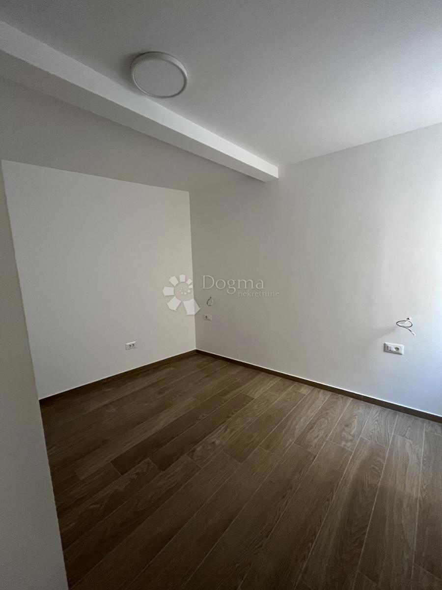 Hiša Betina, Tisno, 107m2