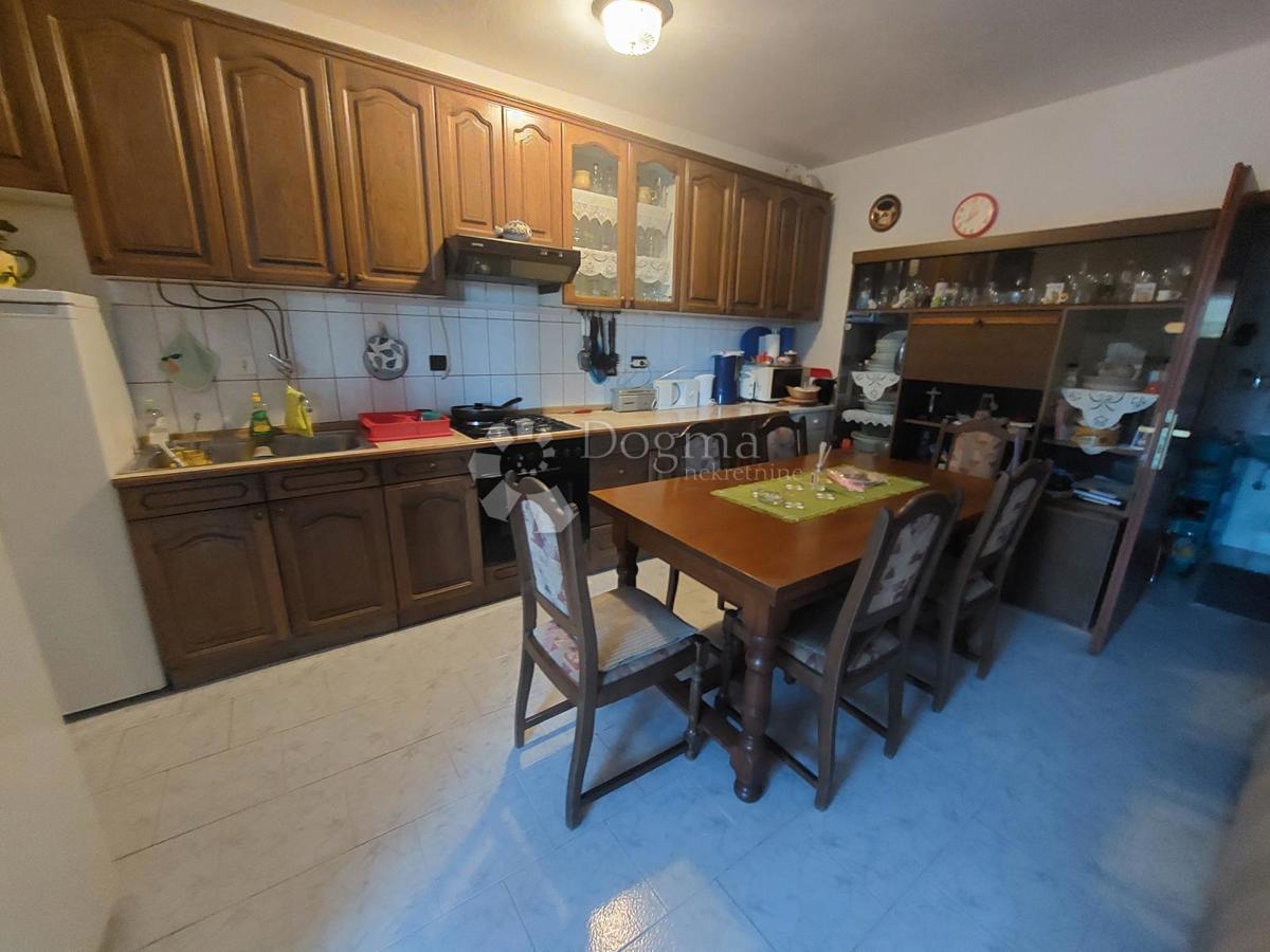 Hiša Jezera, Tisno, 200m2