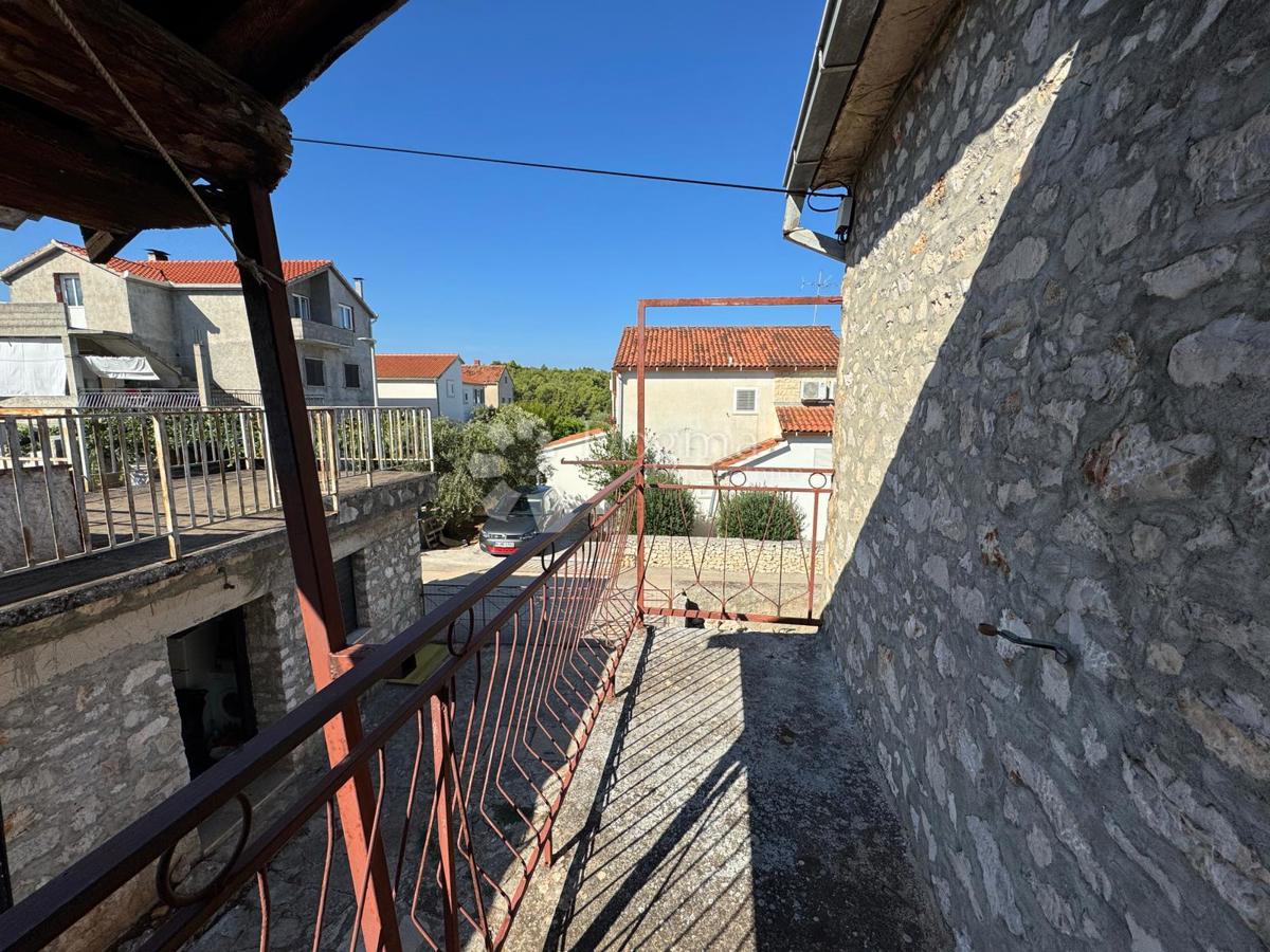 Hiša Supetar, 250m2