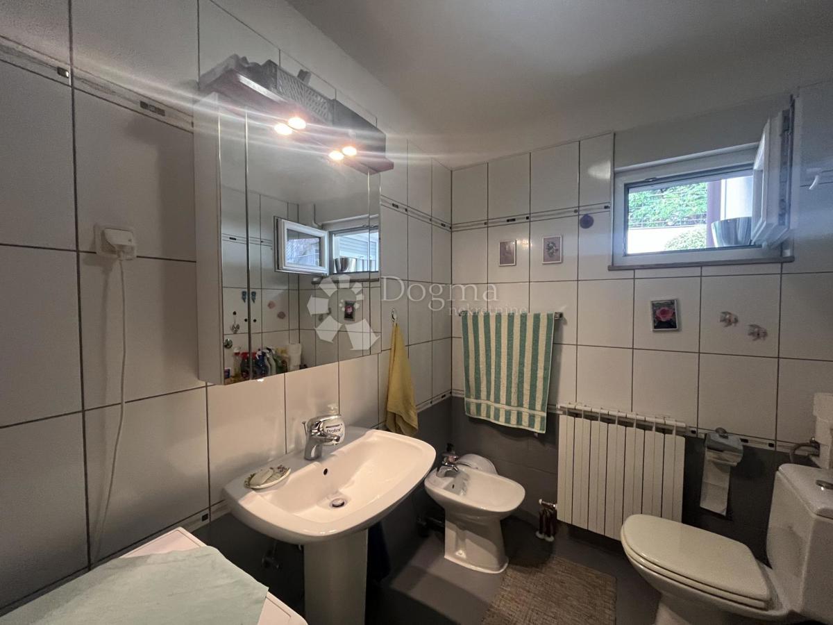 Stanovanje Opatija - Centar, Opatija, 74,78m2