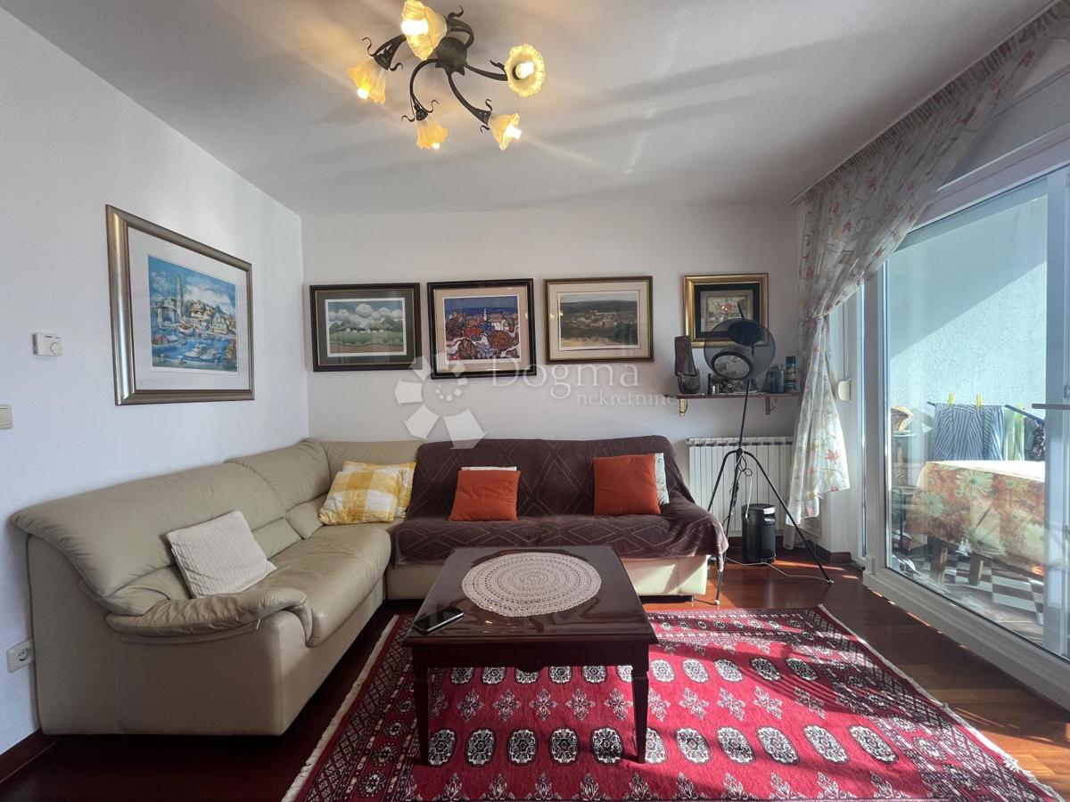 Stanovanje Opatija - Centar, Opatija, 74,78m2