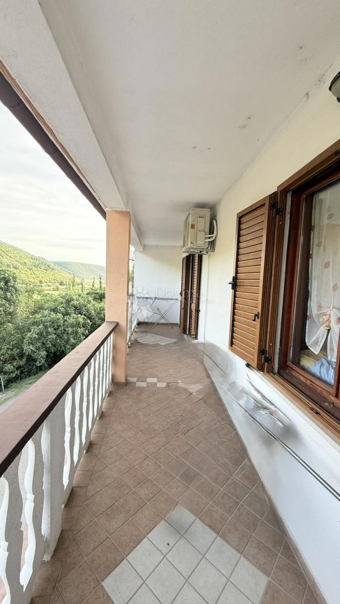 Hiša Raša, 200m2