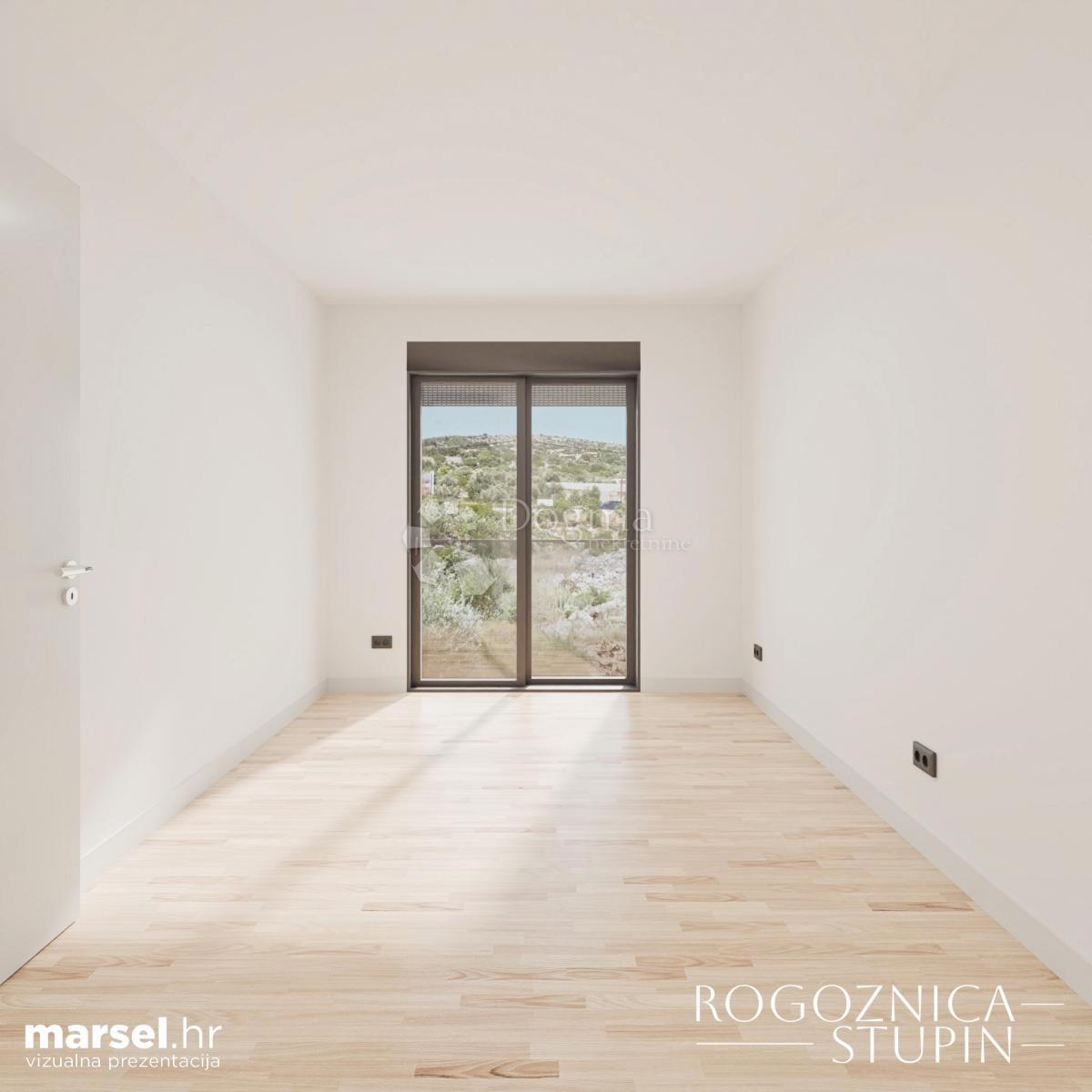 ROGOZNICA - MODERNA NOVOGRADNJA V 2. VRSTI OD MORJA