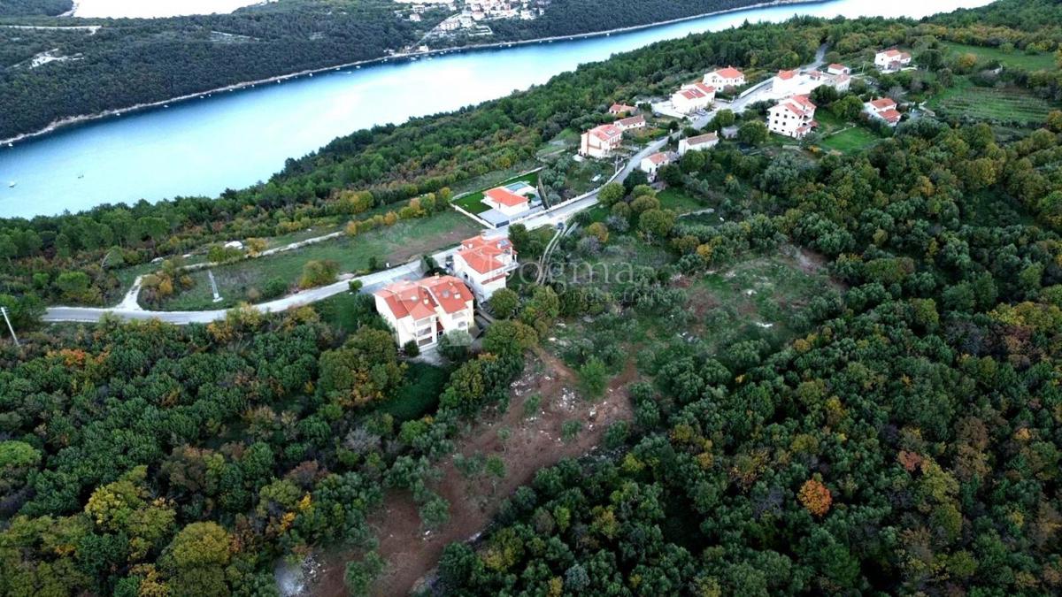 Kmetijsko zemljišče Labin, 8.200m2