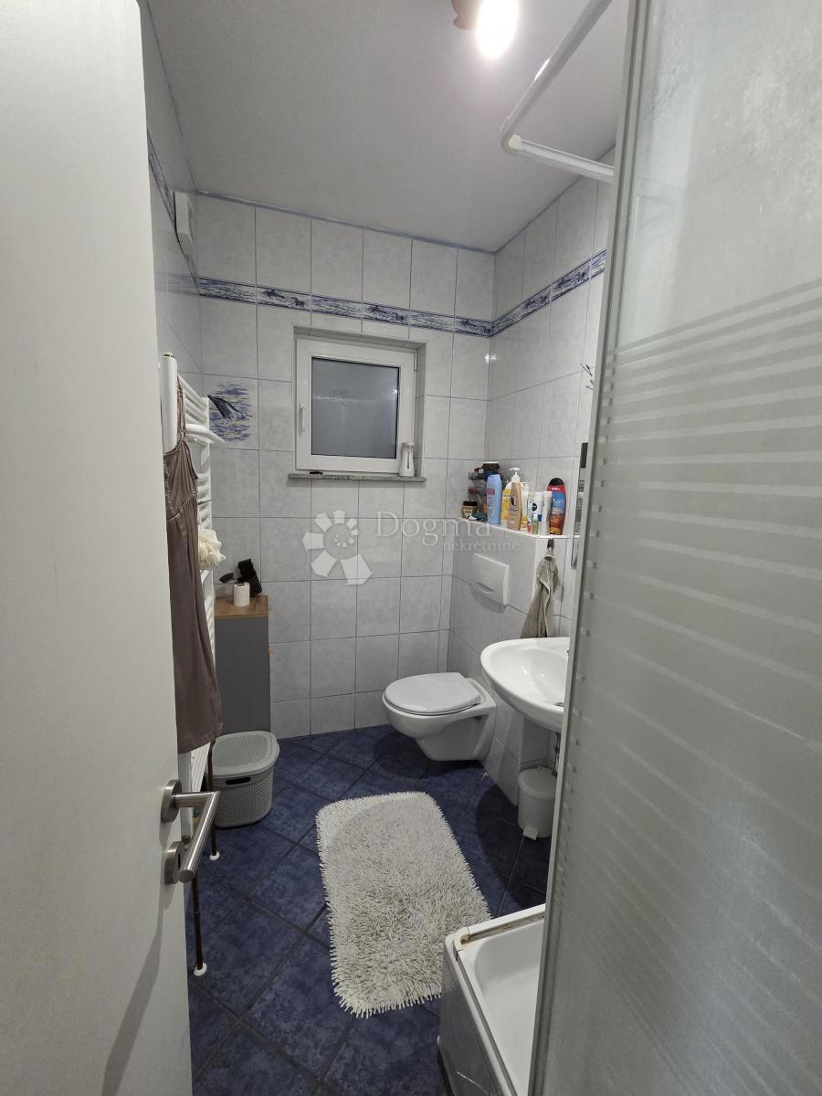 Hiša Kraljevečki Novaki, Sesvete, 568,40m2