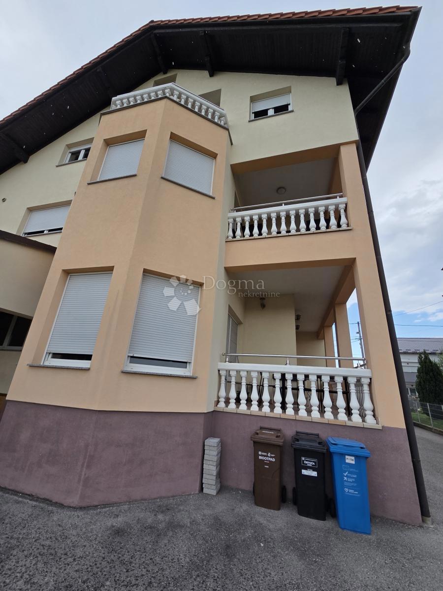 Hiša Kraljevečki Novaki, Sesvete, 568,40m2