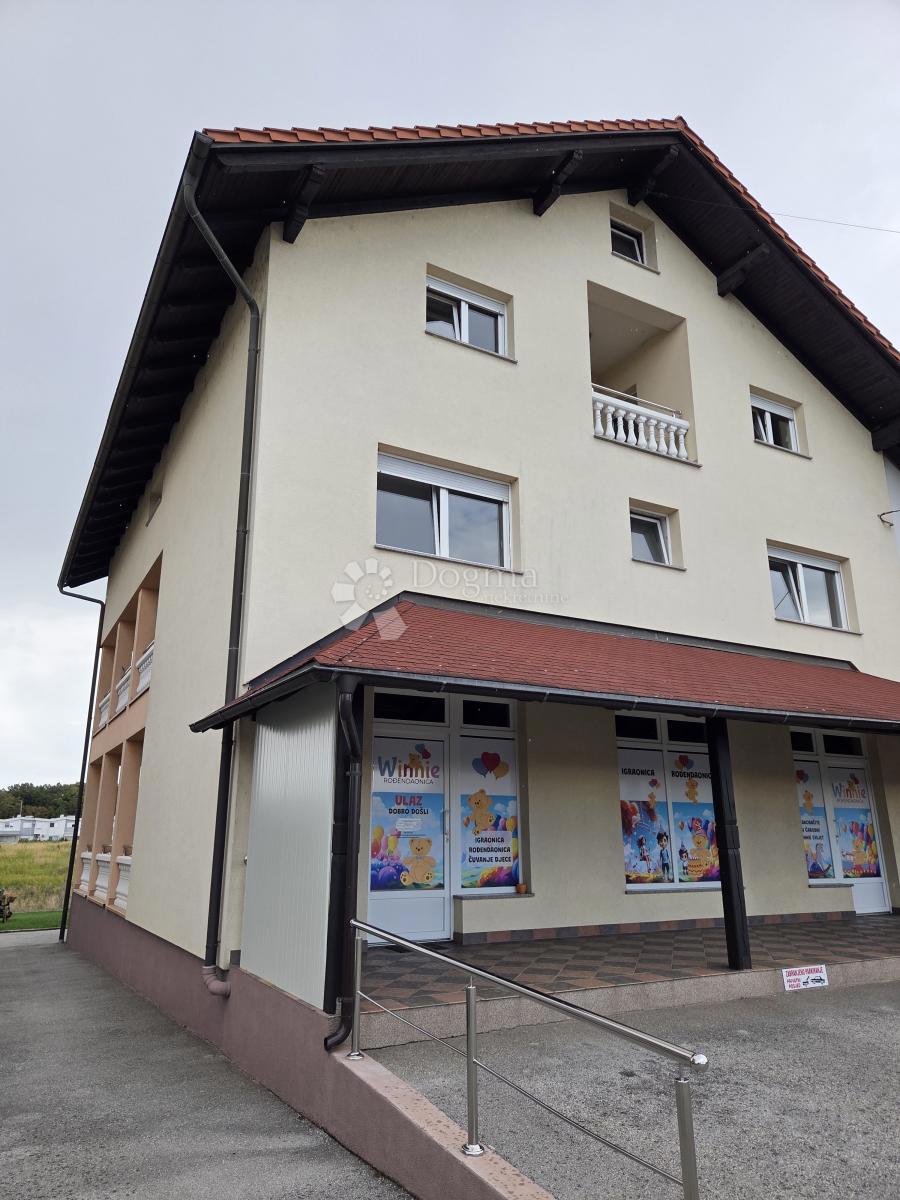 Hiša Kraljevečki Novaki, Sesvete, 568,40m2