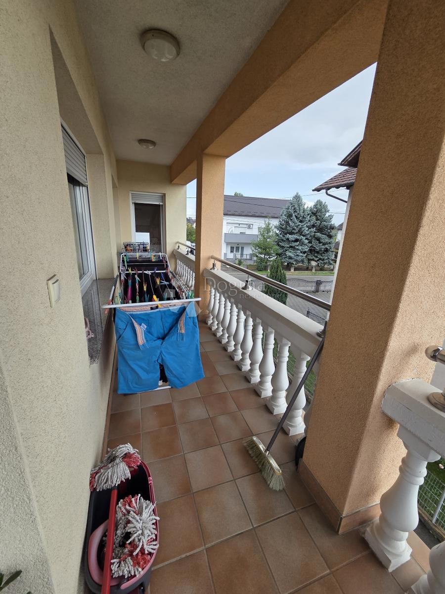 Hiša Kraljevečki Novaki, Sesvete, 568,40m2