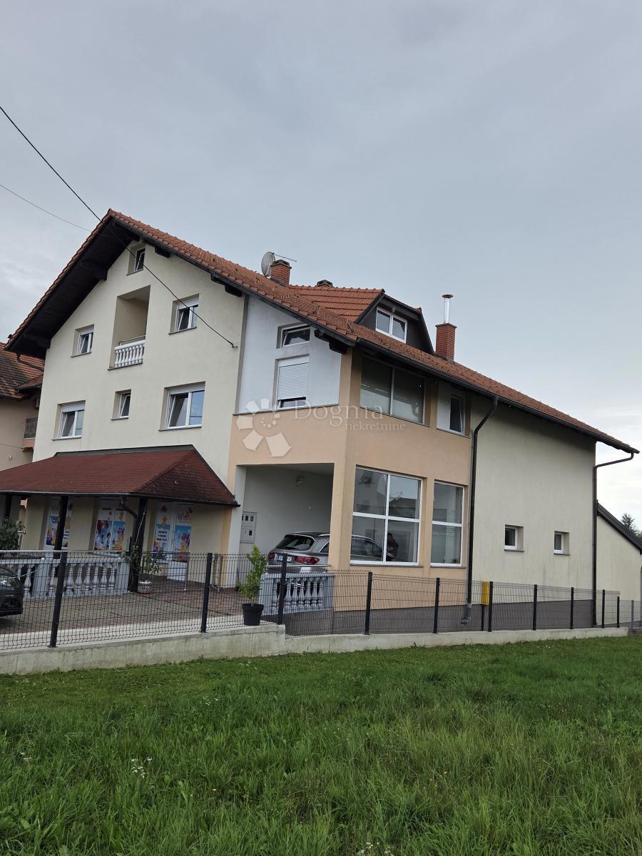 Hiša Kraljevečki Novaki, Sesvete, 568,40m2