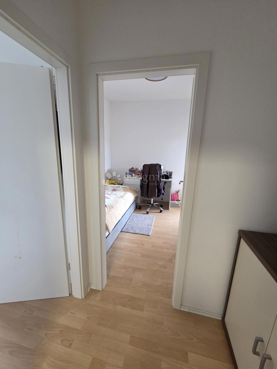 Hiša Kraljevečki Novaki, Sesvete, 568,40m2