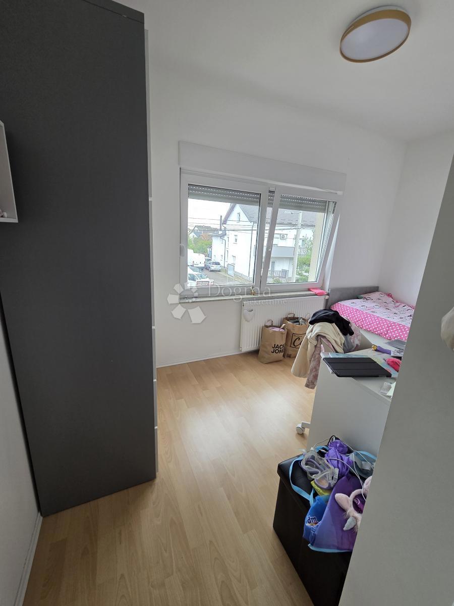 Hiša Kraljevečki Novaki, Sesvete, 568,40m2