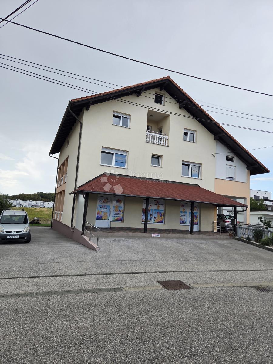 Hiša Kraljevečki Novaki, Sesvete, 568,40m2
