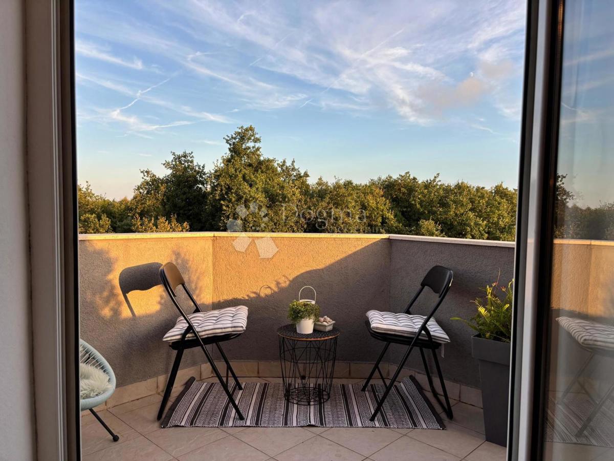 Čudovito stanovanje s pogledom na morje!