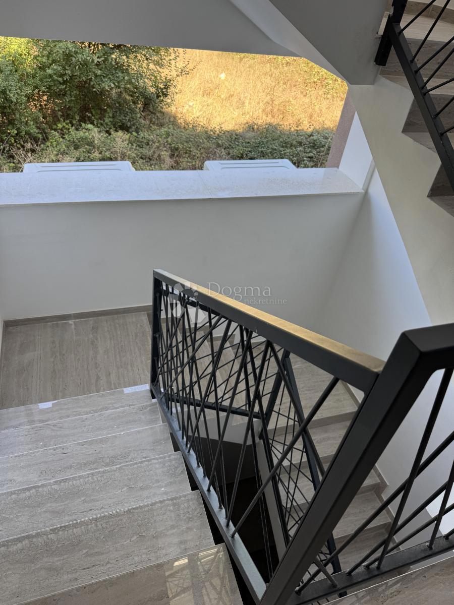 Stanovanje Belafuža, Zadar, 75m2