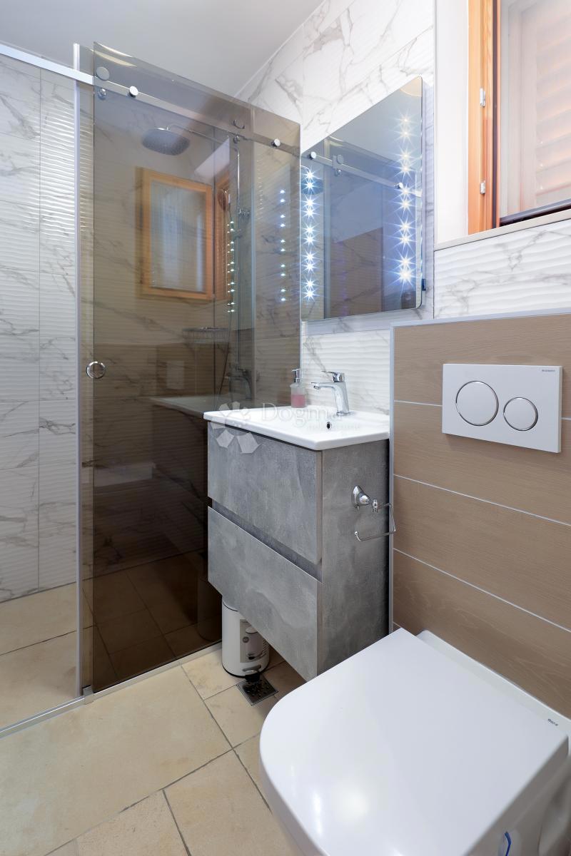 Hiša Molat, Zadar - Okolica, 140m2