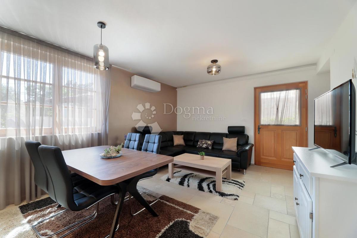 Hiša Molat, Zadar - Okolica, 140m2