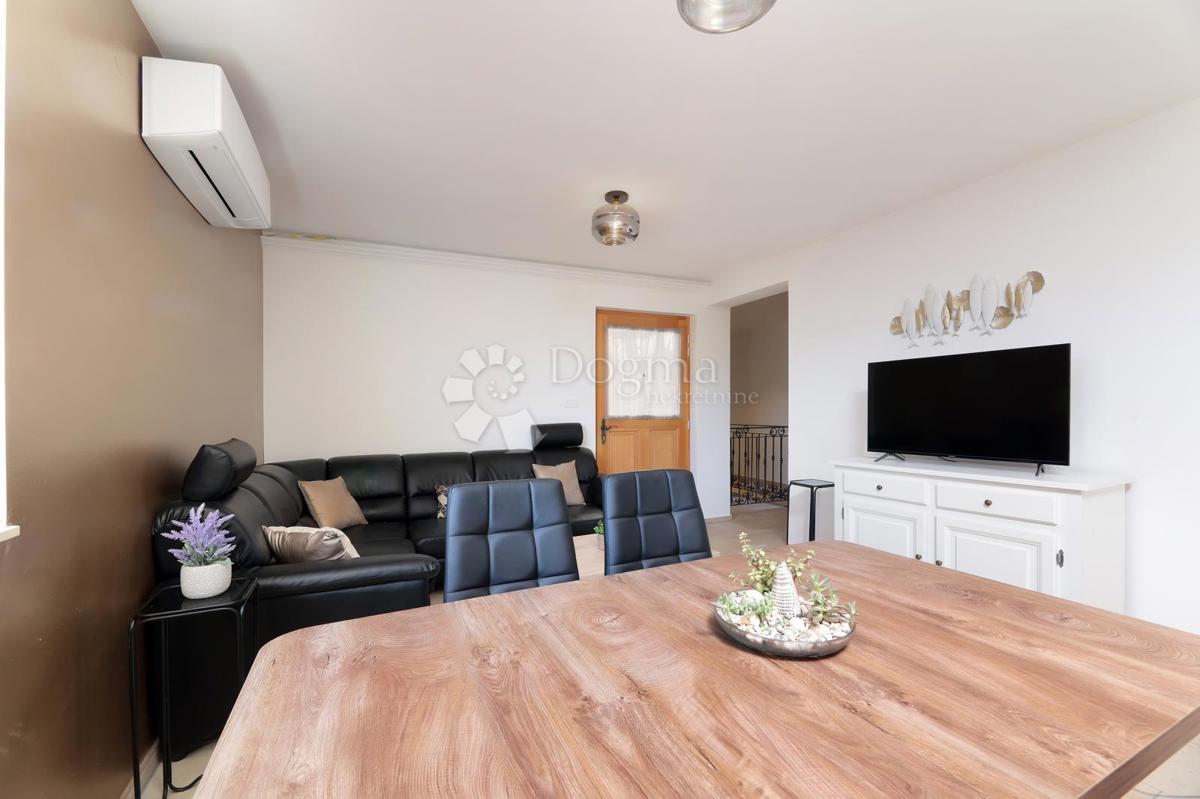 Hiša Molat, Zadar - Okolica, 140m2