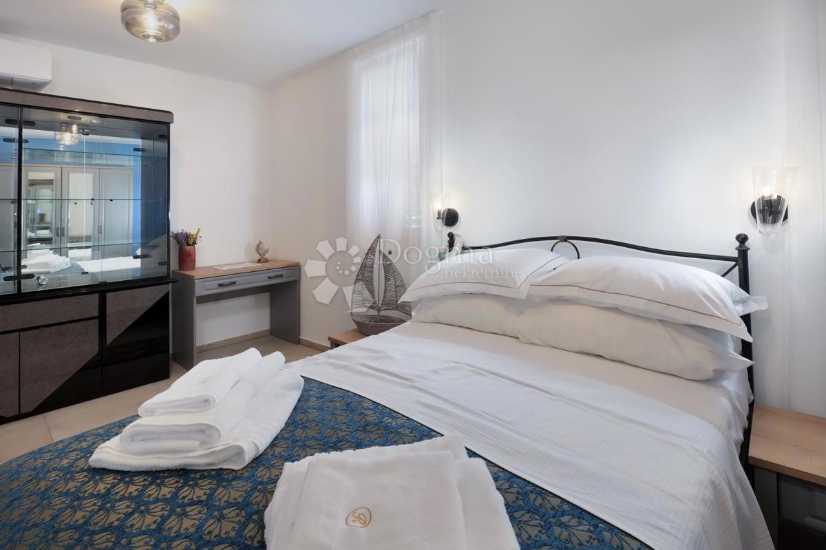 Hiša Molat, Zadar - Okolica, 140m2