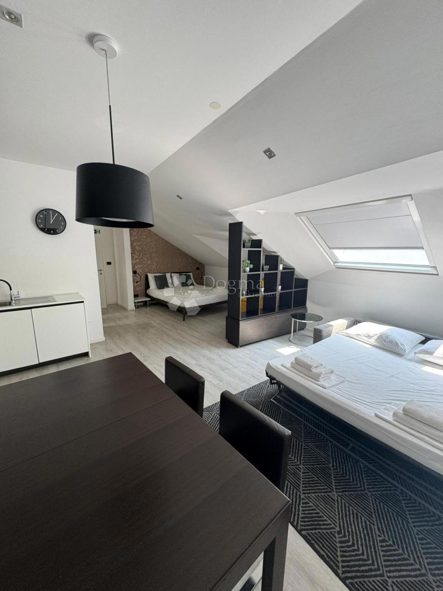 Stanovanje Centar, Rijeka, 95,82m2