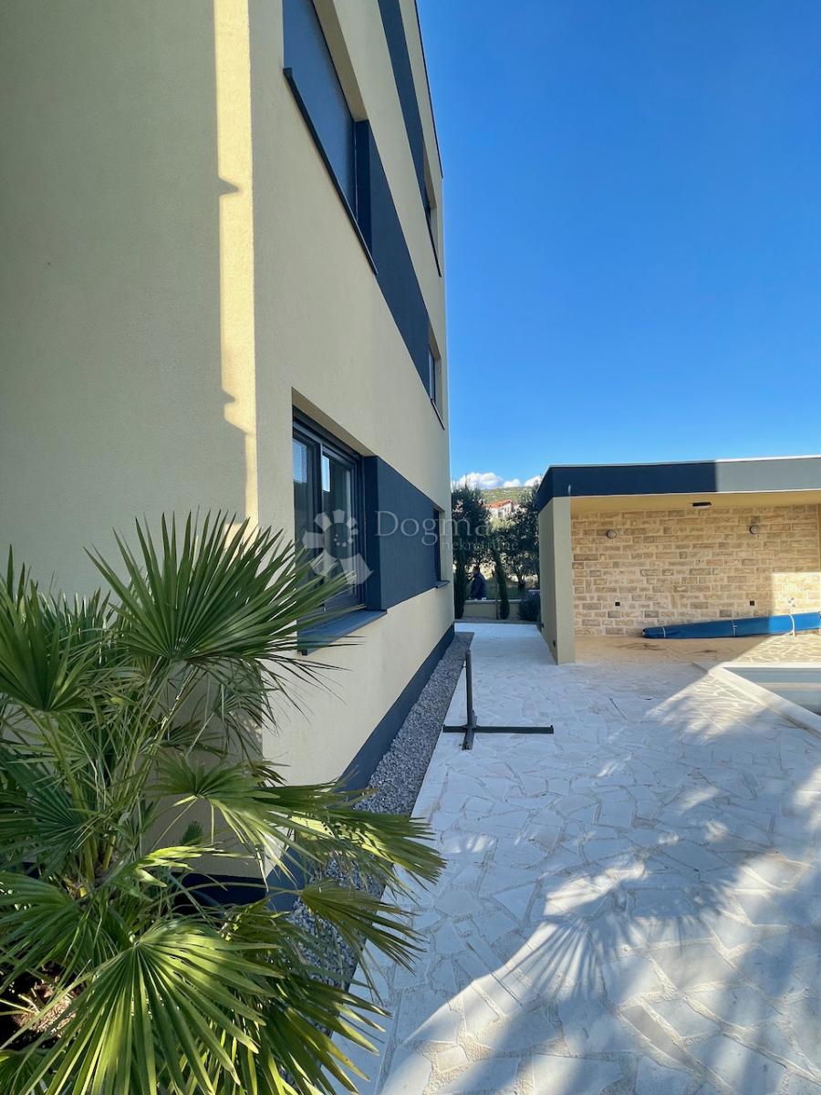 Stanovanje Maslenica, Jasenice, 107m2