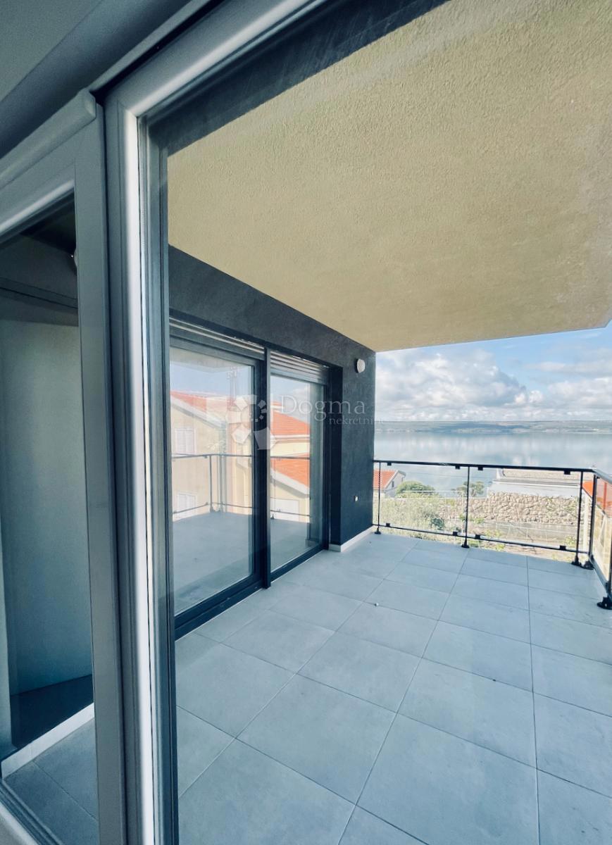 Stanovanje Maslenica, Jasenice, 107m2