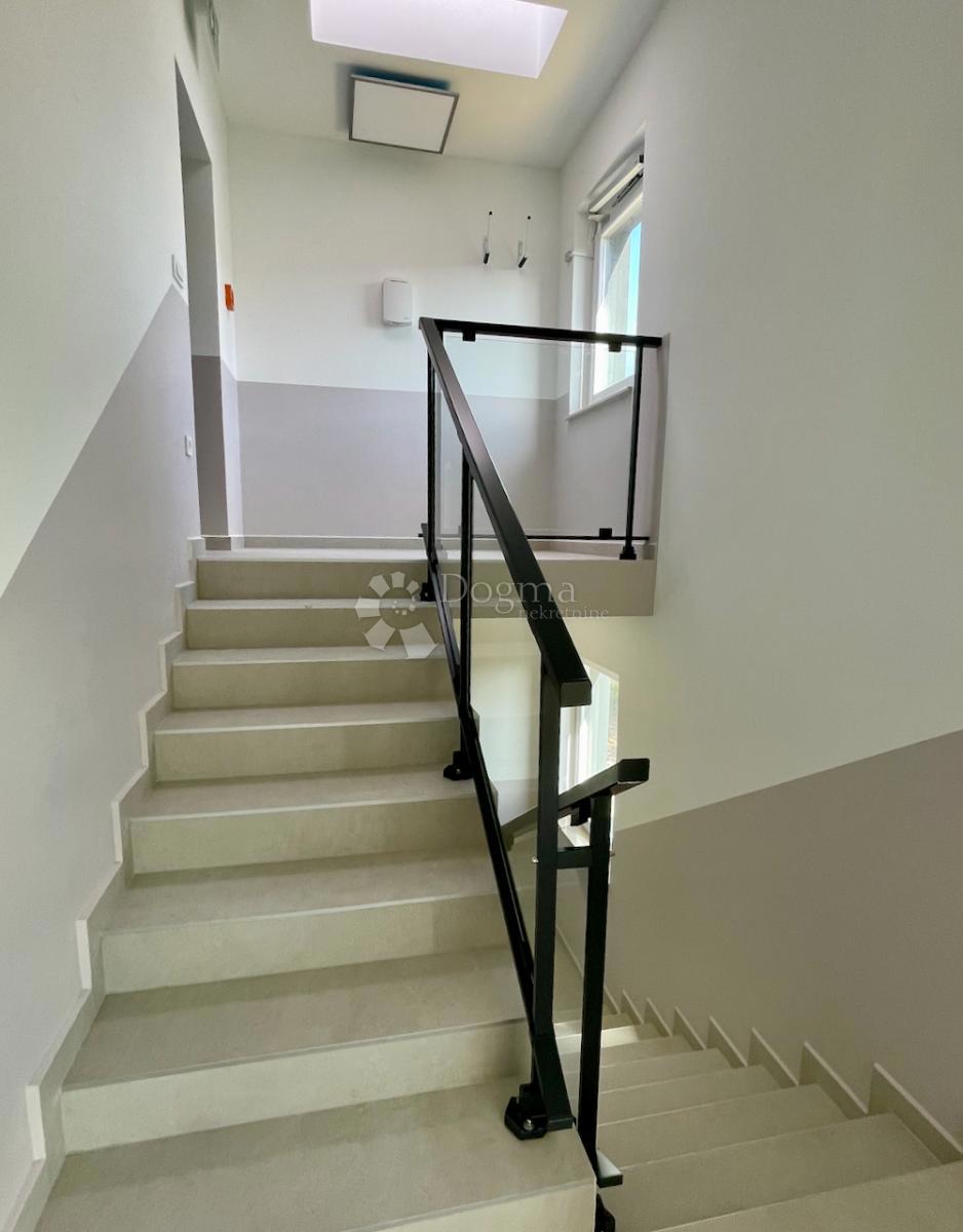 Stanovanje Maslenica, Jasenice, 107m2