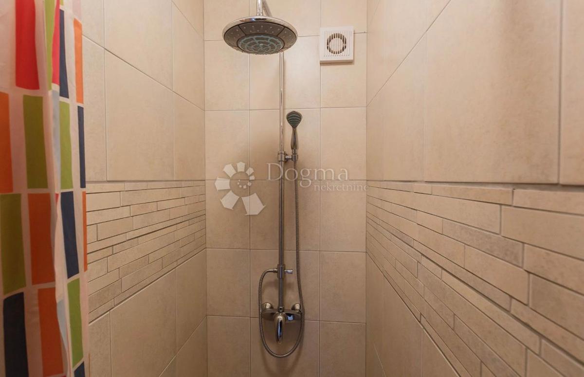 Stanovanje Miševac, Trogir, 52,99m2