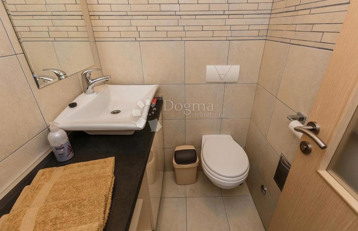 Stanovanje Miševac, Trogir, 52,99m2