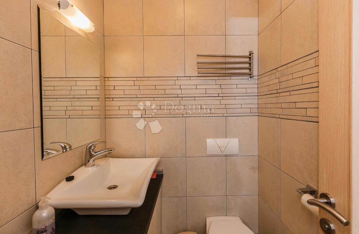 Stanovanje Miševac, Trogir, 52,99m2