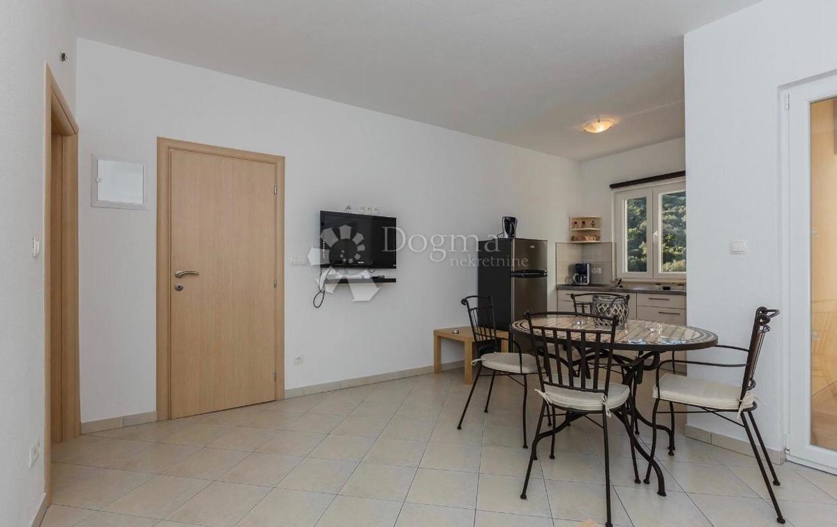 Stanovanje Miševac, Trogir, 52,99m2