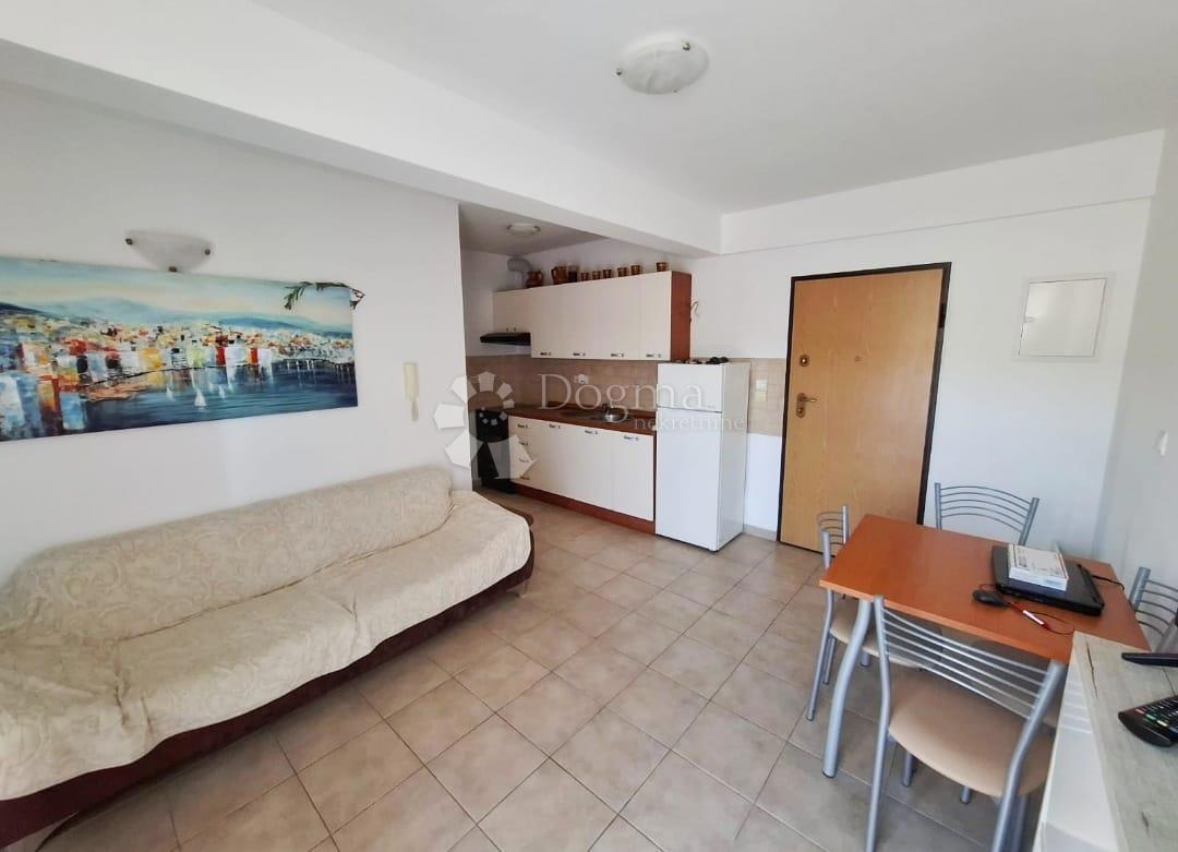 Stanovanje Supetar, 32m2