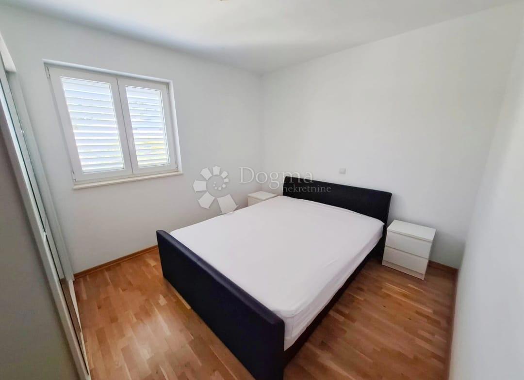 Stanovanje Supetar, 32m2