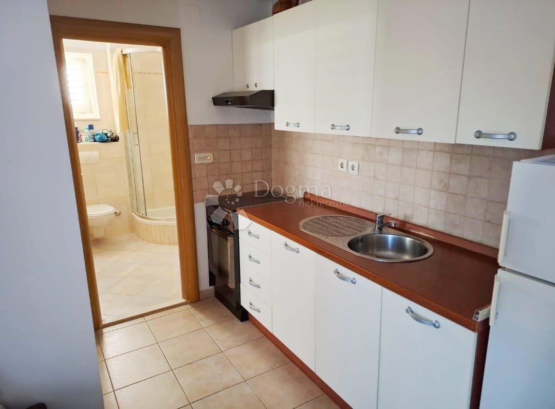 Stanovanje Supetar, 32m2