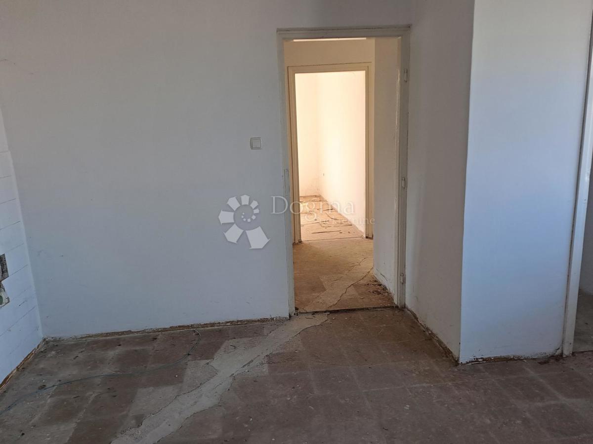 Hiša Zeleni brijeg, Sisak, 272m2