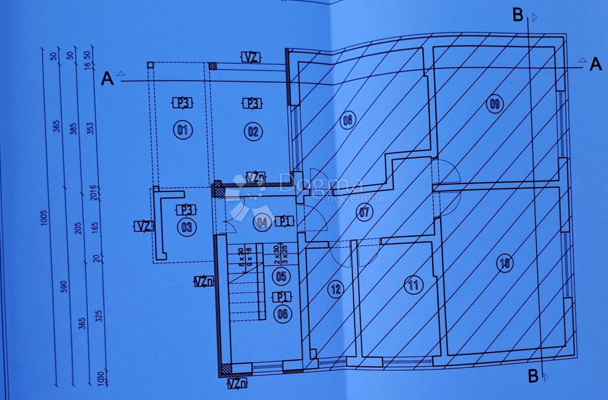Hiša Zeleni brijeg, Sisak, 272m2