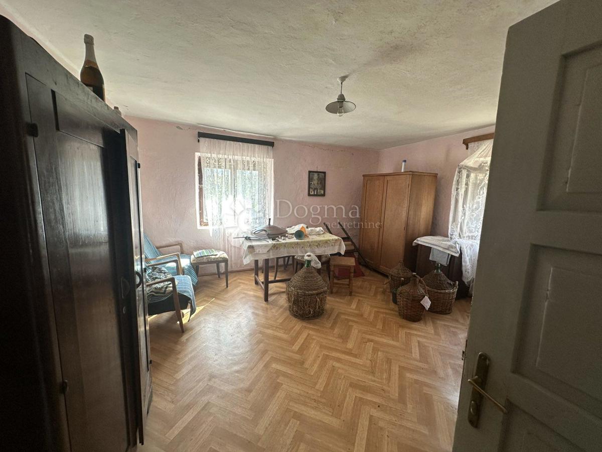 Hiša Severin na Kupi, Vrbovsko, 100m2