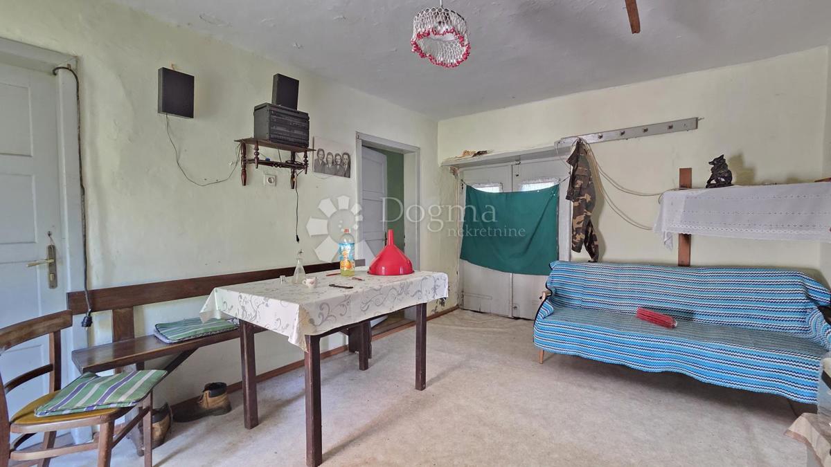 Hiša Severin na Kupi, Vrbovsko, 100m2