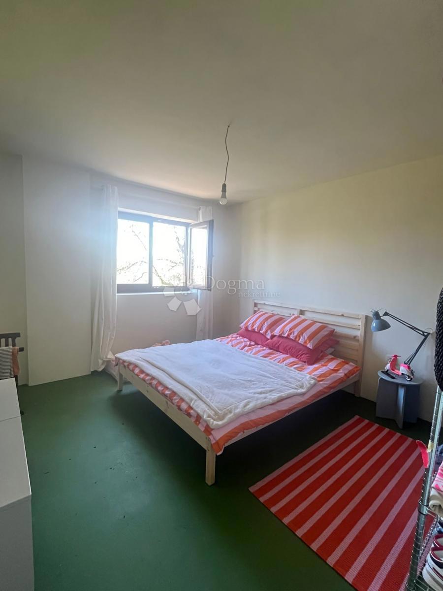 Hiša Londžica, Našice, 208m2